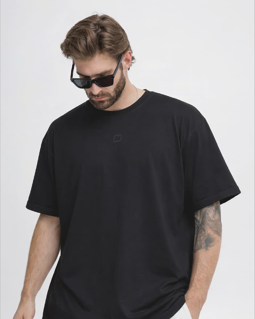 CAMISETA OVERSIZE BÁSICA NEGRA – 320gr MRCH