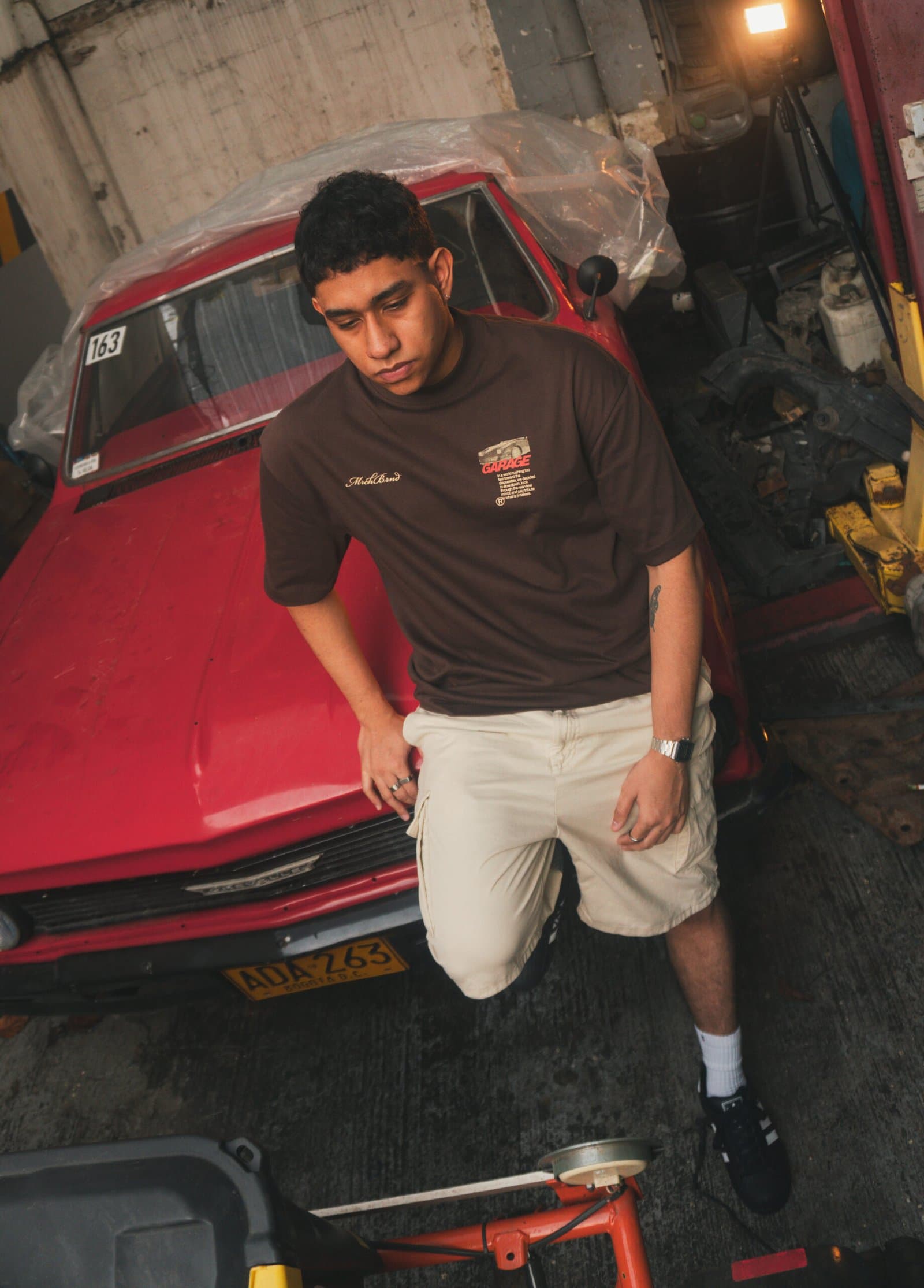 CAMISETA MARRON GARAGE MRCH