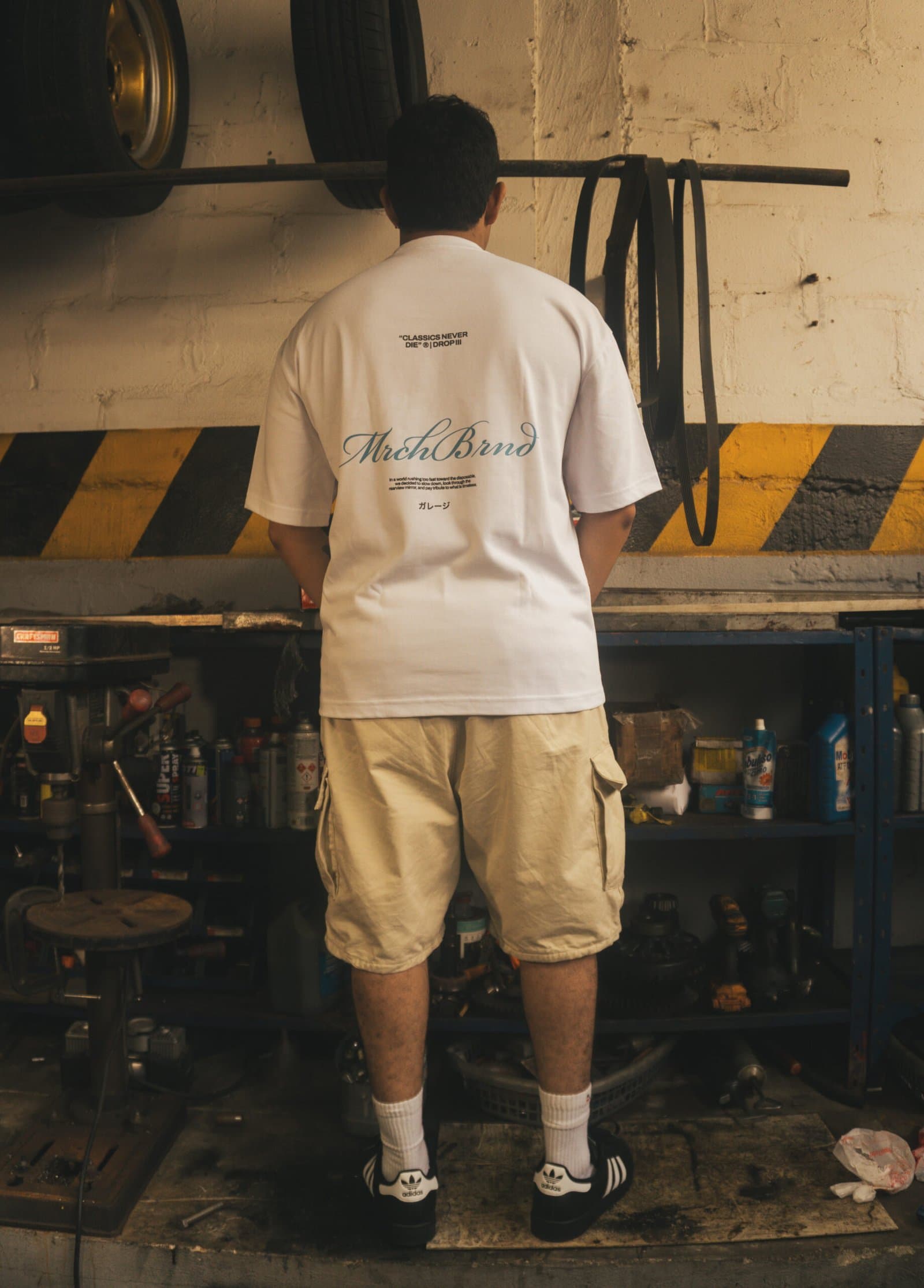 CAMISETA BLANCA GARAGE MRCH